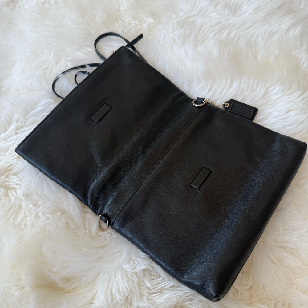 Coach clutch and wallet - Picture 3 of 5